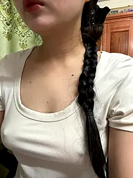 Snapshot of LinYi_Office chatting on November 15, 2025, 1:42 am LinYi Office online show from November 15, 2025, 1:42 am