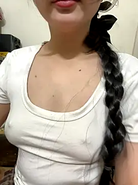 Snapshot of LinYi_Office chatting on November 1, 2025, 9:19 pm LinYi Office online show from November 1, 2025, 9:19 pm