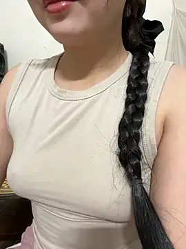 Snapshot of LinYi_Office chatting on November 15, 2025, 9:41 pm LinYi Office online show from November 15, 2025, 9:41 pm