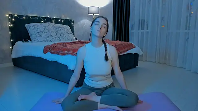 sweete chantal online show from October 24, 2025, 5:23 pm