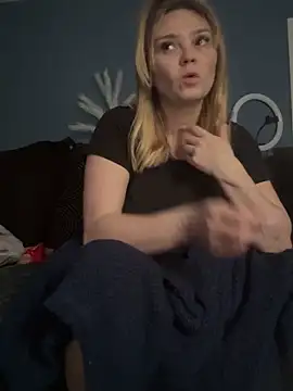 Snapshot of Star-36 chatting on November 16, 2025, 12:43 pm Star-36 online show from November 16, 2025, 12:43 pm