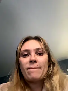 Snapshot of Star-36 chatting on November 8, 2025, 10:19 am Star-36 online show from November 8, 2025, 10:19 am