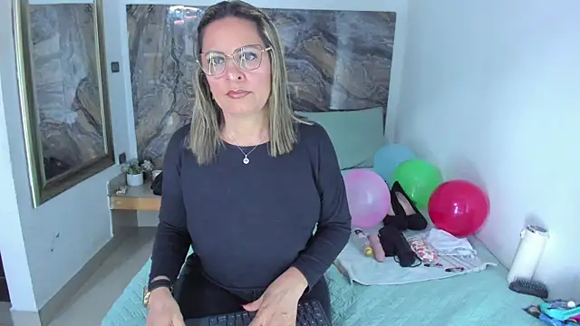 Snapshot of Agatha_Pleasure chatting on June 12, 2026, 12:14 pm Agatha Pleasure online show from June 12, 2026, 12:14 pm