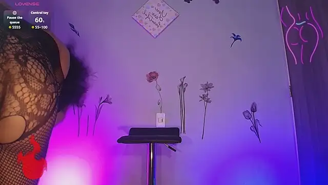 Barbydominant fetish online show from February 15, 2026, 1:54 pm