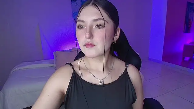 Celestee69 online show from October 16, 2025, 7:55 pm