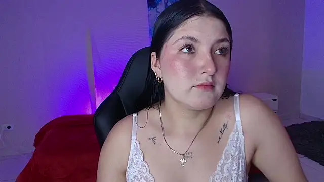 Snapshot of Celestee69 chatting on November 7, 2025, 7:40 pm Celestee69 online show from November 7, 2025, 7:40 pm