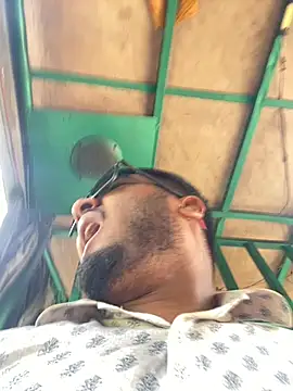 jakaksiaj online show from April 2, 2026, 5:47 am