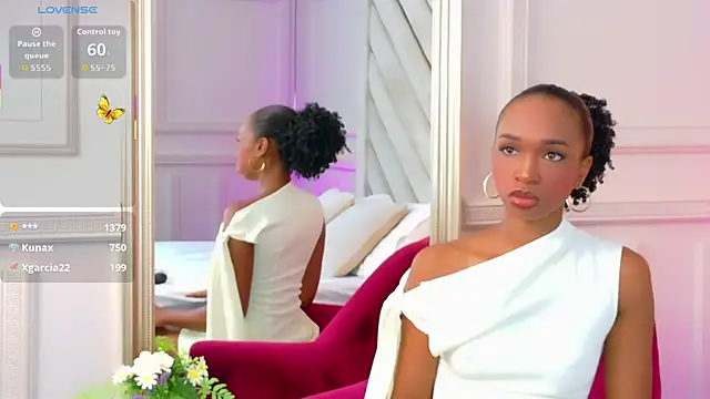 Agatha-Adams online show from December 19, 2025, 3:36 pm