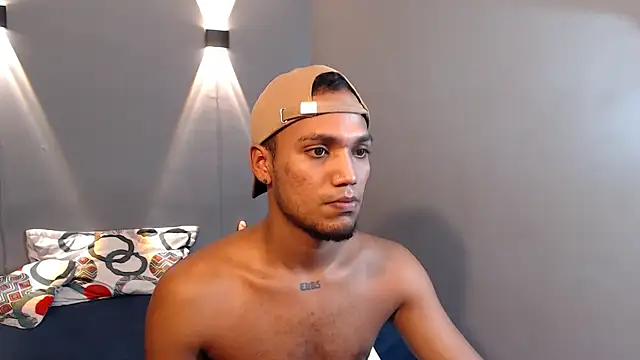 Snapshot of mateonick40 chatting on April 7, 2026, 6:21 pm mateonick40 online show from April 7, 2026, 6:21 pm