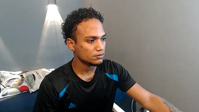 Snapshot of mateonick40 chatting on April 11, 2026, 5:27 pm mateonick40 online show from April 11, 2026, 5:27 pm