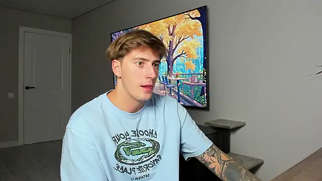 Snapshot of DaniHort chatting on February 16, 2026, 12:59 pm DaniHort online show from February 16, 2026, 12:59 pm