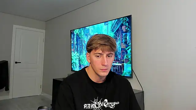 Snapshot of DaniHort chatting on February 5, 2026, 12:45 pm DaniHort online show from February 5, 2026, 12:45 pm