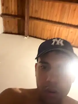 evan lux online show from October 28, 2025, 12:22 am