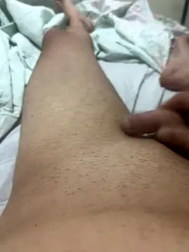 Snapshot of PermutedAquila chatting on October 4, 2025, 12:34 am PermutedAquila online show from October 4, 2025, 12:34 am