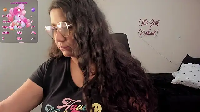 Snapshot of MariamCastiblanco chatting on November 5, 2025, 11:52 pm MariamCastiblanco online show from November 5, 2025, 11:52 pm