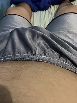 Snapshot of Piter14cm chatting on November 10, 2025, 4:28 am Piter14cm online show from November 10, 2025, 4:28 am