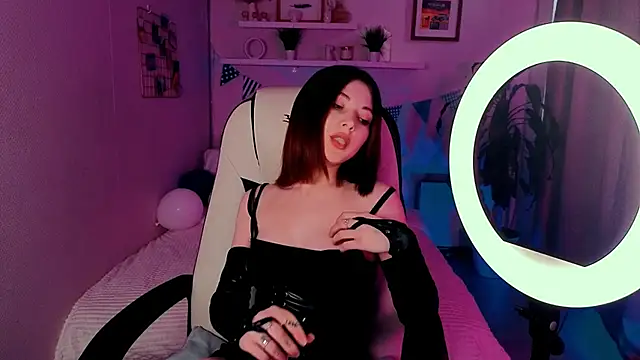 Snapshot of Kimmie_shine chatting on September 24, 2025, 9:05 am Kimmie shine online show from September 24, 2025, 9:05 am