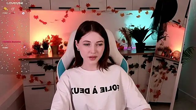 Snapshot of Kimmie_shine chatting on November 6, 2025, 3:27 pm Kimmie shine online show from November 6, 2025, 3:27 pm