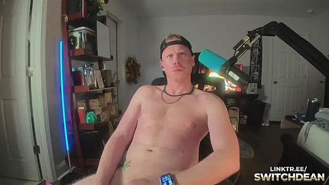 Snapshot of twunkdean chatting on November 22, 2025, 7:40 am twunkdean online show from November 22, 2025, 7:40 am