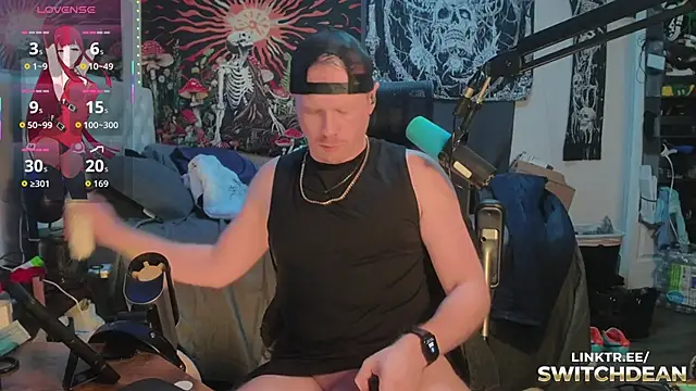 Snapshot of twunkdean chatting on November 4, 2025, 11:52 pm twunkdean online show from November 4, 2025, 11:52 pm