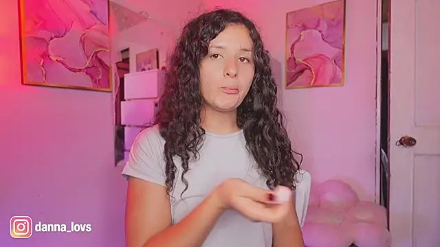 Dannaa Lovs online show from November 14, 2025, 6:55 pm