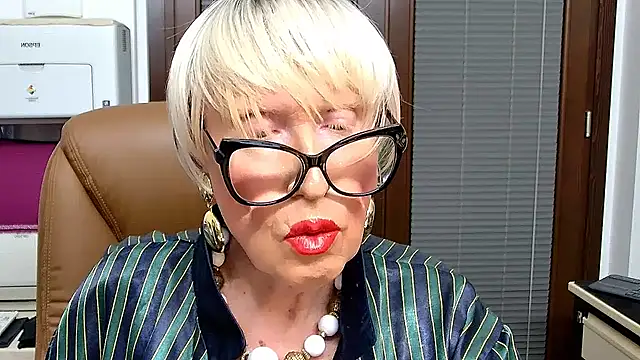 Snapshot of ROBY_SWEETHOT chatting on October 26, 2025, 10:21 pm ROBY SWEETHOT online show from October 26, 2025, 10:21 pm