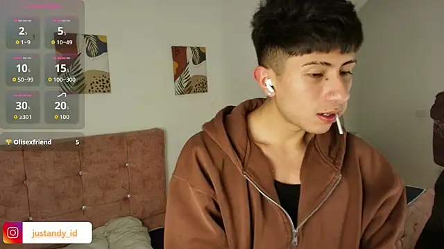 Snapshot of Andy_Justgame chatting on November 10, 2025, 3:33 am Andy Justgame online show from November 10, 2025, 3:33 am