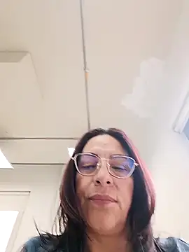 Snapshot of _Kamy_Hot chatting on October 20, 2025, 1:22 pm Kamy Hot online show from October 20, 2025, 1:22 pm