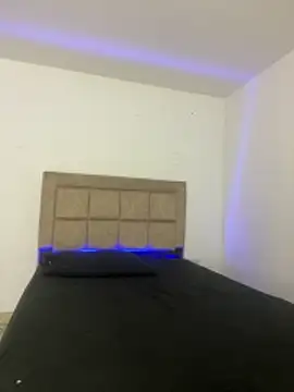 Snapshot of EmilyNoir1 chatting on December 5, 2025, 1:05 am EmilyNoir1 online show from December 5, 2025, 1:05 am