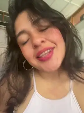 EmilyNoir1 online show from May 17, 2026, 11:54 am