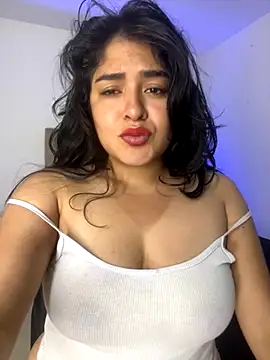 Snapshot of EmilyNoir1 chatting on November 23, 2025, 2:49 pm EmilyNoir1 online show from November 23, 2025, 2:49 pm