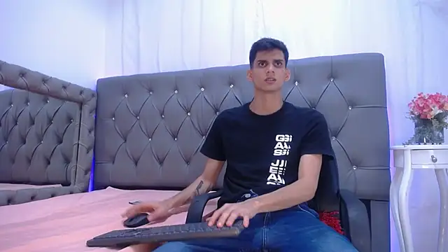 Snapshot of Sebalexis7 chatting on November 5, 2025, 2:47 am Sebalexis7 online show from November 5, 2025, 2:47 am