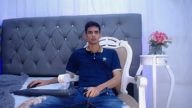 Snapshot of Sebalexis7 chatting on November 8, 2025, 3:43 am Sebalexis7 online show from November 8, 2025, 3:43 am