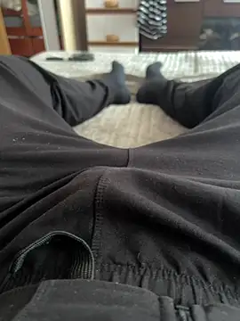 mikimakim online show from April 5, 2026, 9:05 am