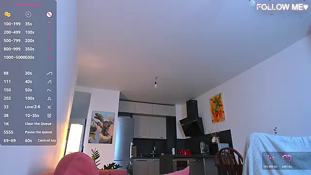 MilkyDana online show from March 26, 2026, 8:01 am