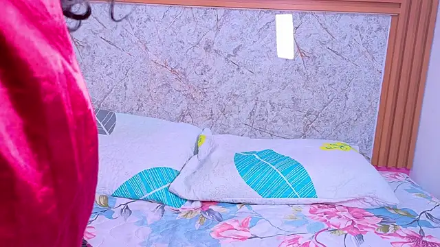 Snapshot of MySugarmoomy chatting on December 14, 2025, 12:00 pm MySugarmoomy online show from December 14, 2025, 12:00 pm