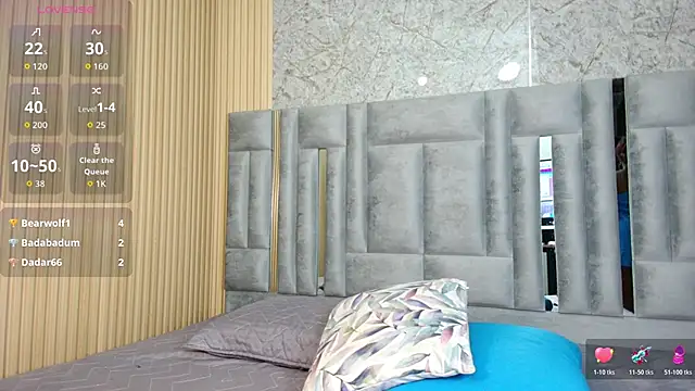 Snapshot of MySugarmoomy chatting on October 22, 2025, 7:13 pm MySugarmoomy online show from October 22, 2025, 7:13 pm