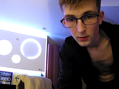 Snapshot of yourhengst chatting on October 19, 2025, 6:21 pm yourhengst online show from October 19, 2025, 6:21 pm