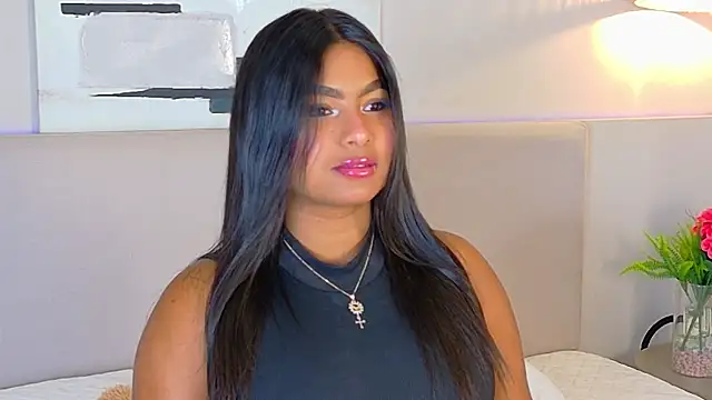 Snapshot of LanaRozz chatting on November 5, 2025, 7:28 pm LanaRozz online show from November 5, 2025, 7:28 pm