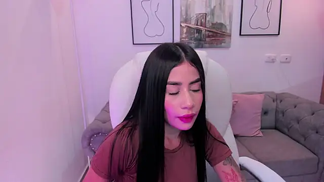 miranda crawfor online show from March 18, 2026, 2:48 am