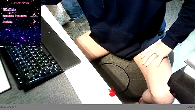 Snapshot of french_male_whore@xh chatting on October 14, 2025, 7:20 am french male whorexh online show from October 14, 2025, 7:20 am