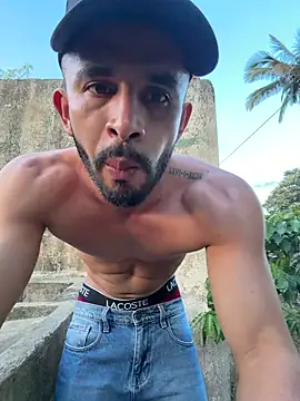 Jacksonfranco online show from June 1, 2026, 11:04 pm