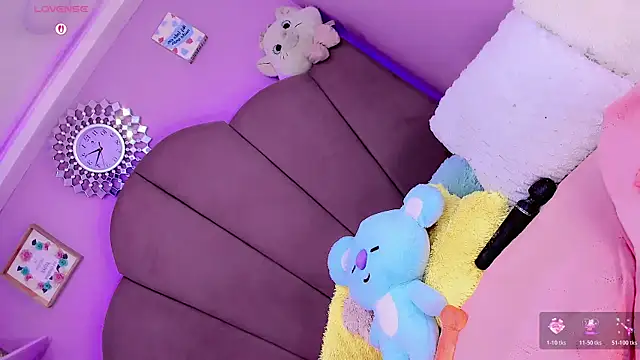 Snapshot of ShantyMillan chatting on January 18, 2026, 1:03 pm ShantyMillan online show from January 18, 2026, 1:03 pm