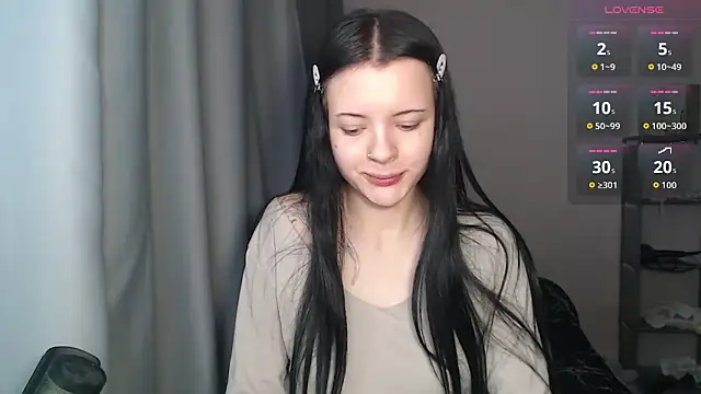 EvaXanny online show from April 28, 2026, 4:39 am