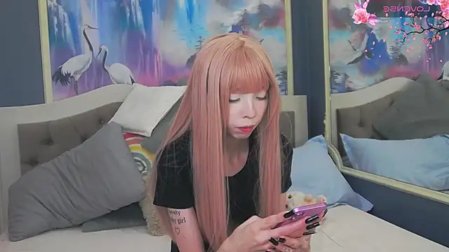 Snapshot of Evelyn_Neal chatting on November 16, 2025, 4:12 pm Evelyn Neal online show from November 16, 2025, 4:12 pm