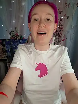 Fuzzy Unicorn online show from May 6, 2026, 10:52 am