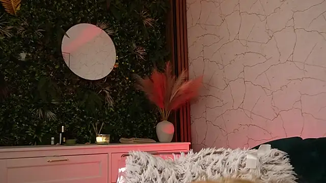 Snapshot of angel_wow_ chatting on November 28, 2025, 5:29 am angel wow online show from November 28, 2025, 5:29 am