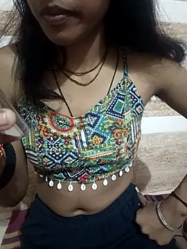 Snapshot of Geeta-satr chatting on November 6, 2025, 5:06 pm Geeta-satr online show from November 6, 2025, 5:06 pm