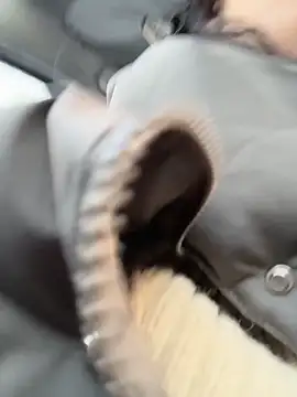 Snapshot of MiraReach chatting on December 21, 2025, 4:03 am MiraReach online show from December 21, 2025, 4:03 am