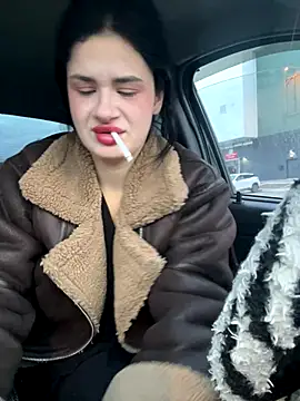 Snapshot of MiraReach chatting on November 1, 2025, 1:34 am MiraReach online show from November 1, 2025, 1:34 am